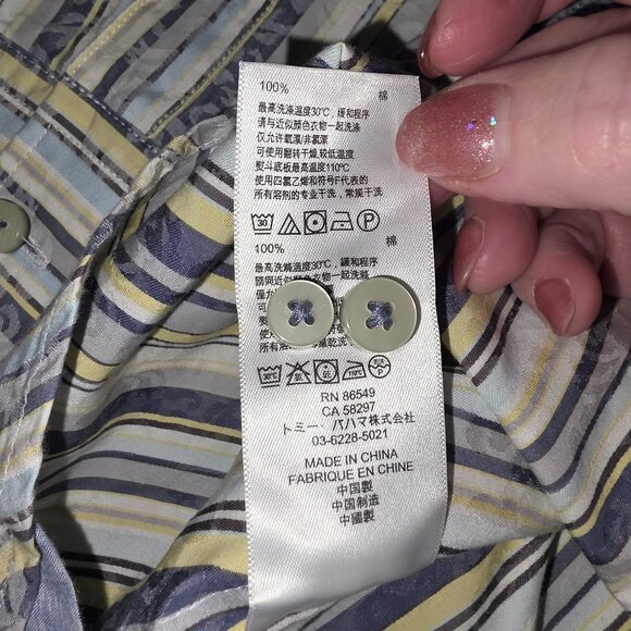 TOMMY BAHAMA MENS SIZE L BLUE, YELLOW AND WHITE JAQUARD PRINT LONG SLEEVE SHIRT. - Picture 9 of 14